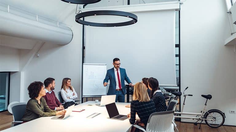 Estratégias de motivação para impulsionar a produtividade da equipe