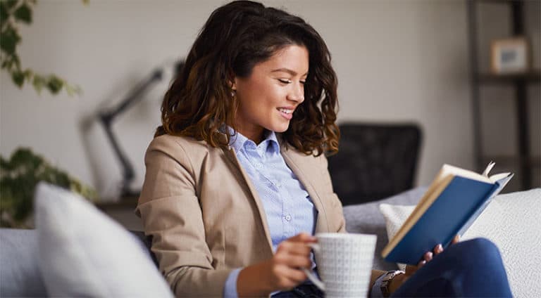 5 livros essenciais para corretores de imóveis em 2025